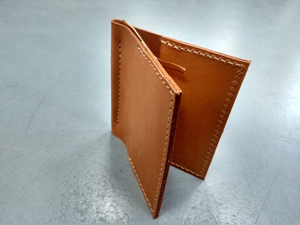 Pince à billets + Cartes bancaires